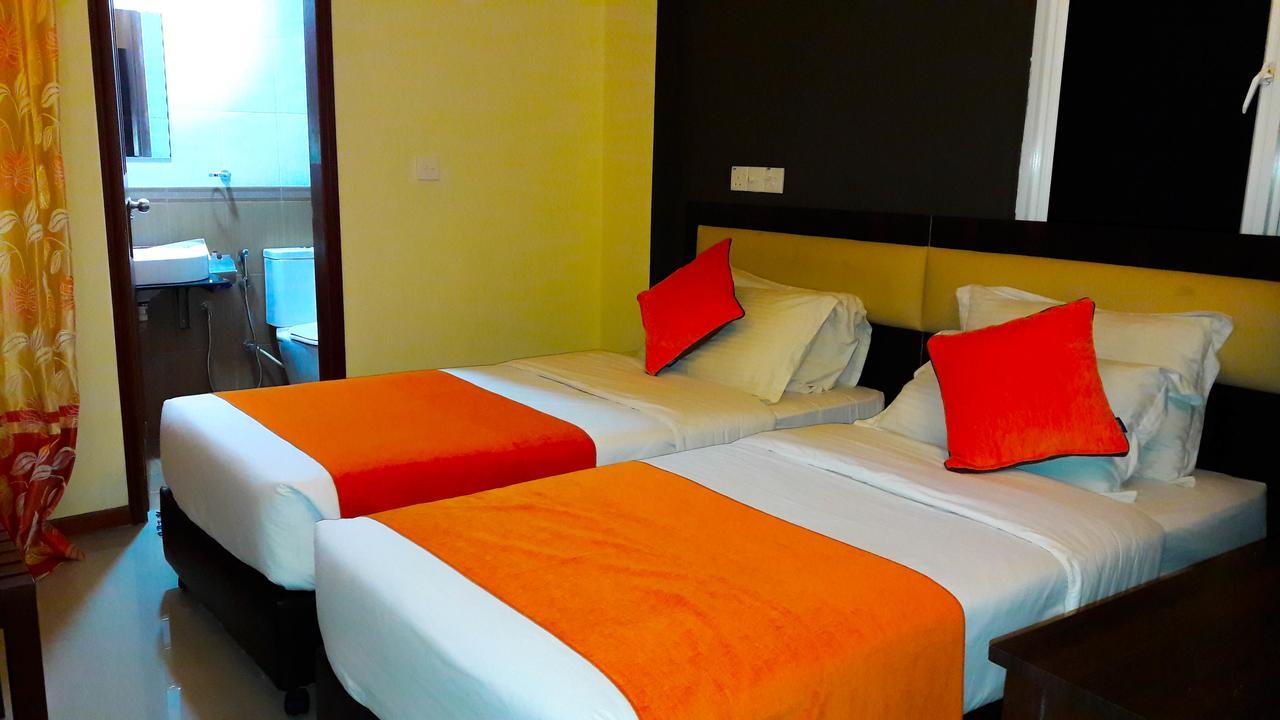 Seasunbeach Hotel Maldives Hulhumale Exterior foto