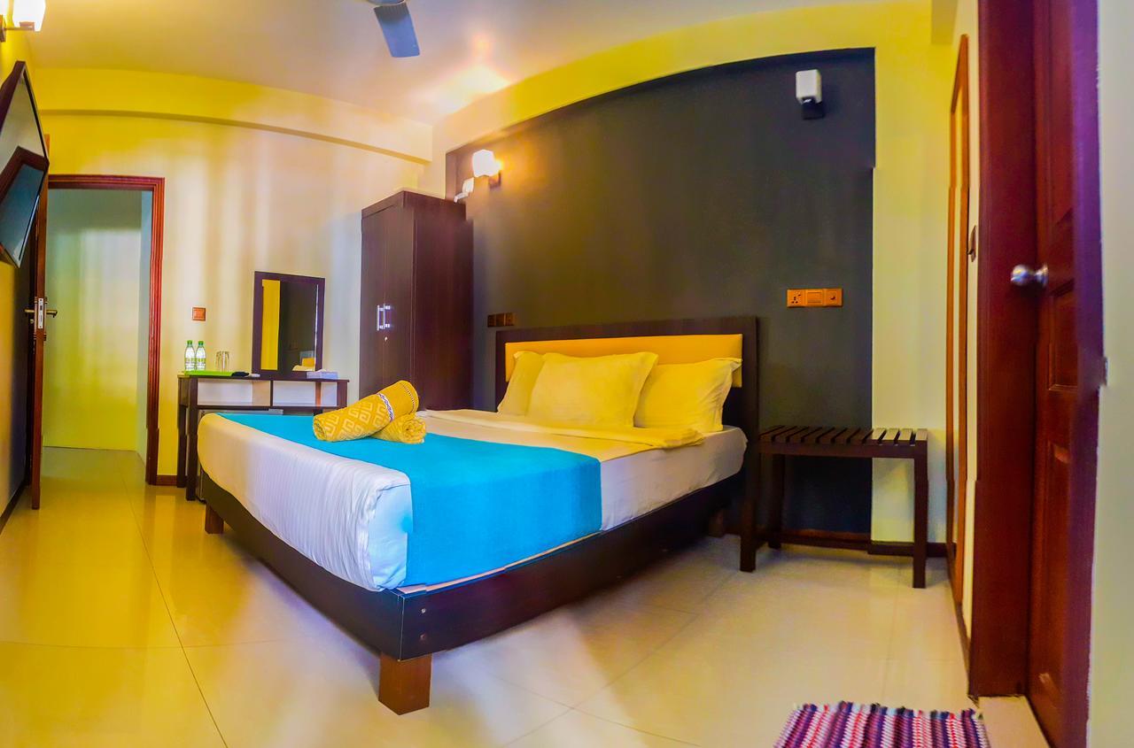 Seasunbeach Hotel Maldives Hulhumale Exterior foto