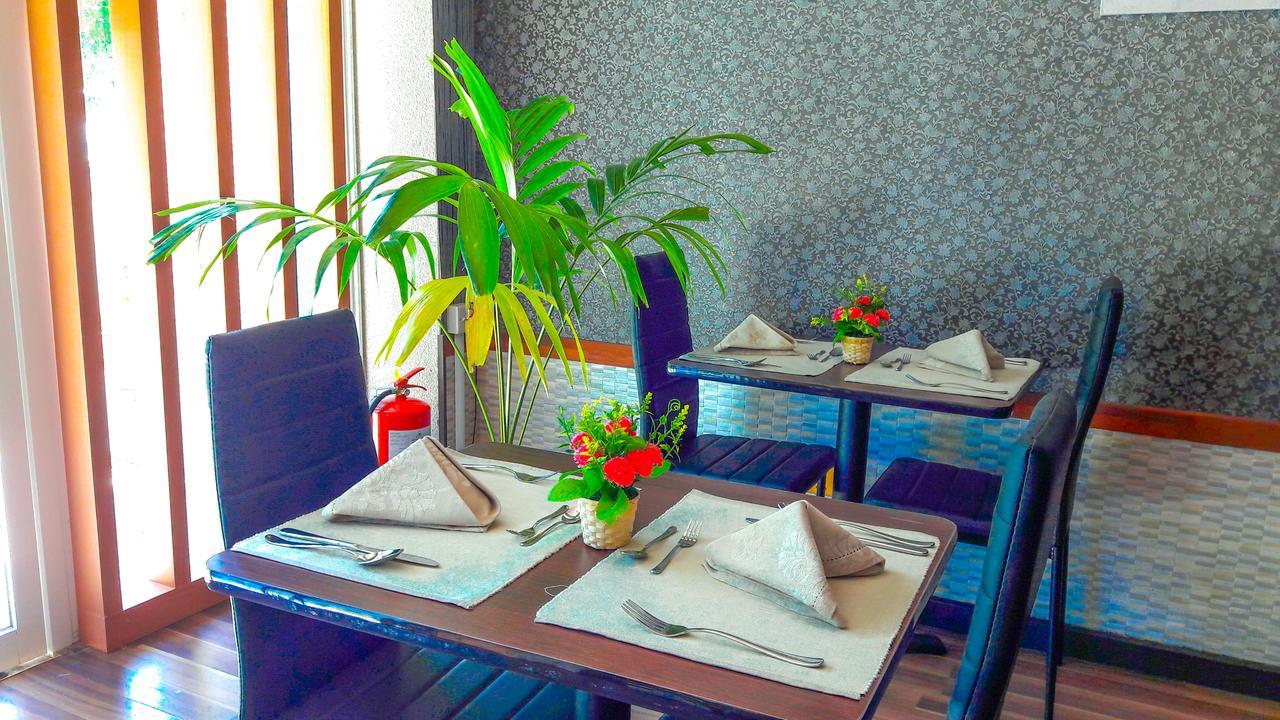 Seasunbeach Hotel Maldives Hulhumale Exterior foto