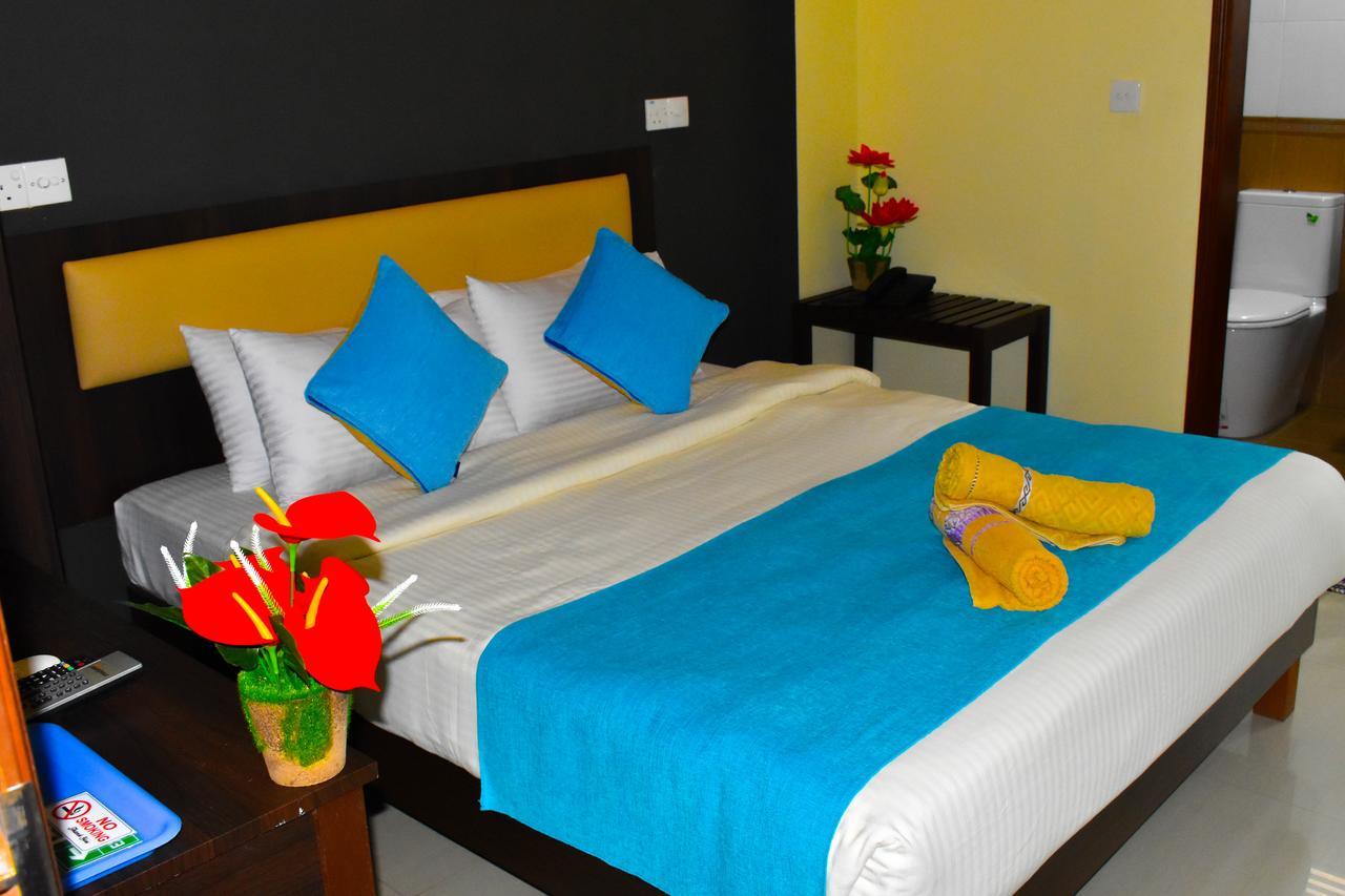 Seasunbeach Hotel Maldives Hulhumale Exterior foto