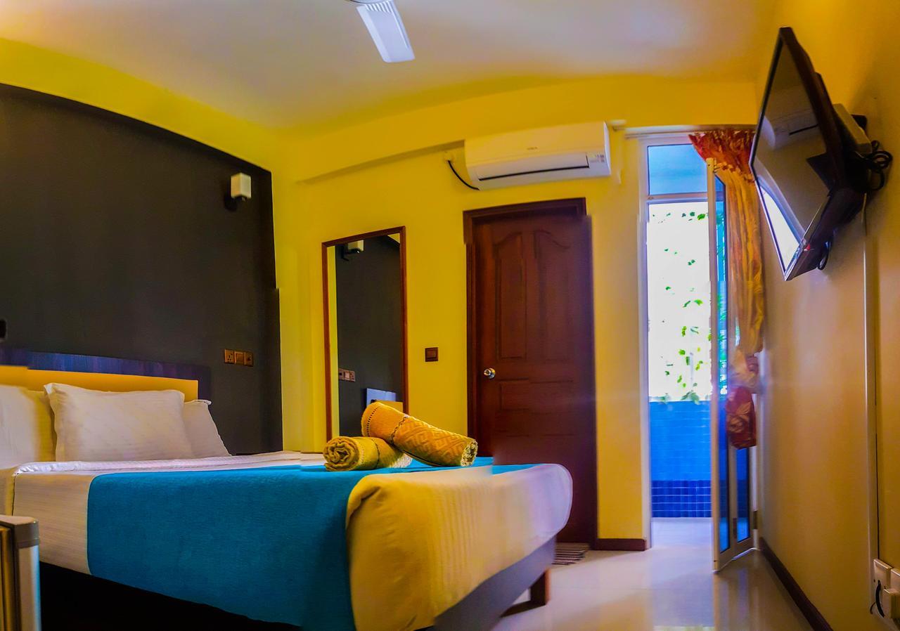 Seasunbeach Hotel Maldives Hulhumale Exterior foto