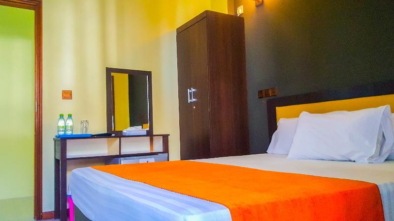 Seasunbeach Hotel Maldives Hulhumale Exterior foto